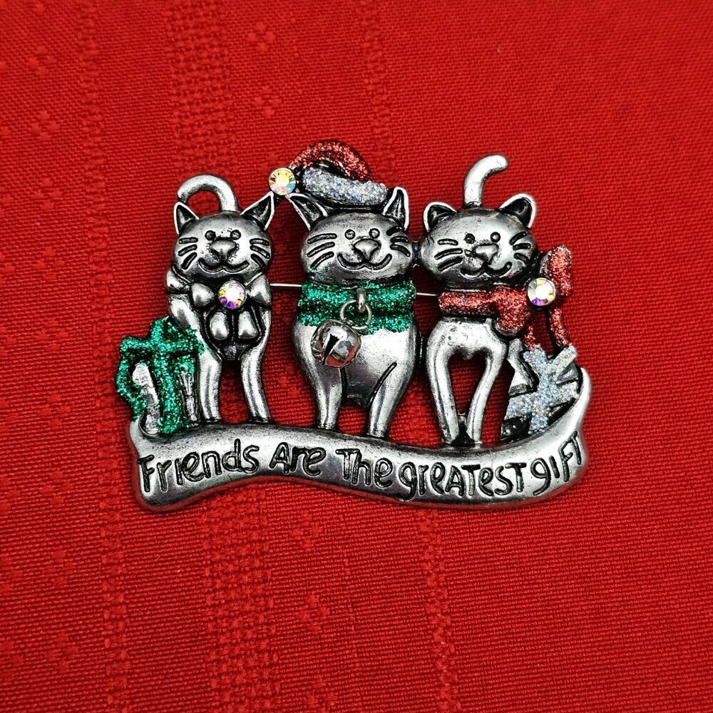 Christmas Vintage Cat Friends Holiday Enamel Silver tone Pin Brooch - Picture 1 of 4